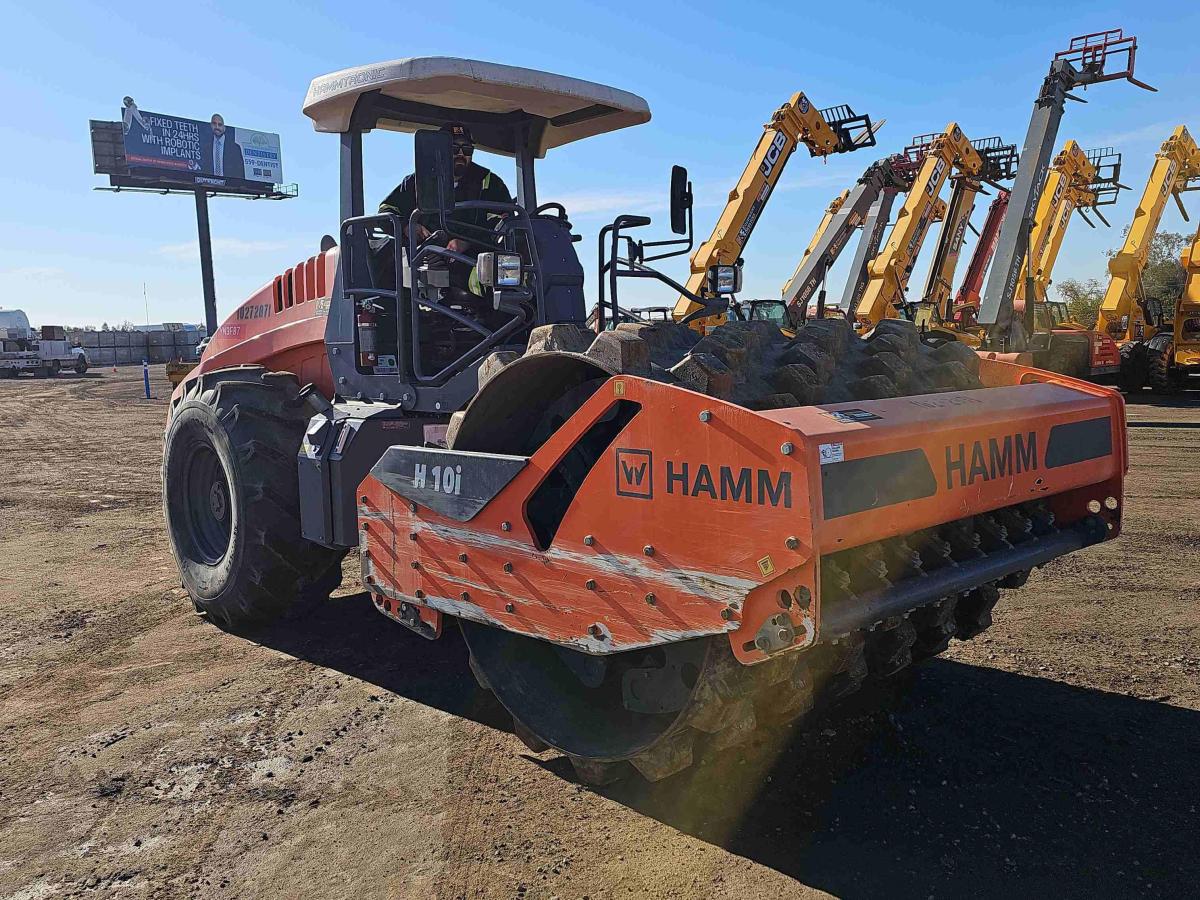 2019 Hamm H10iP