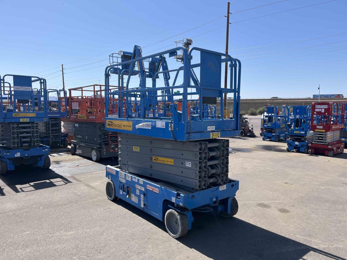 2016 Genie GS-4047