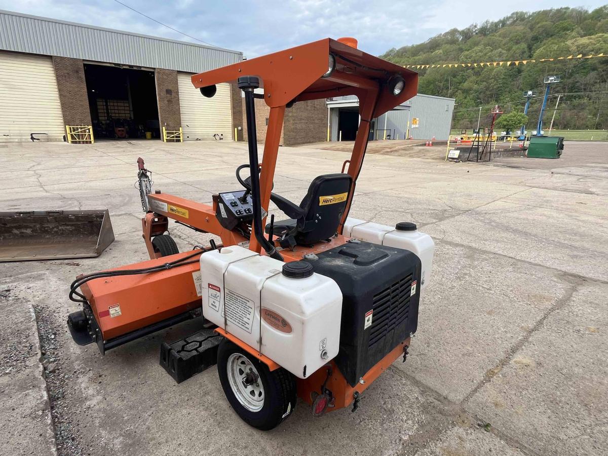 2021 LayMor SM300-2