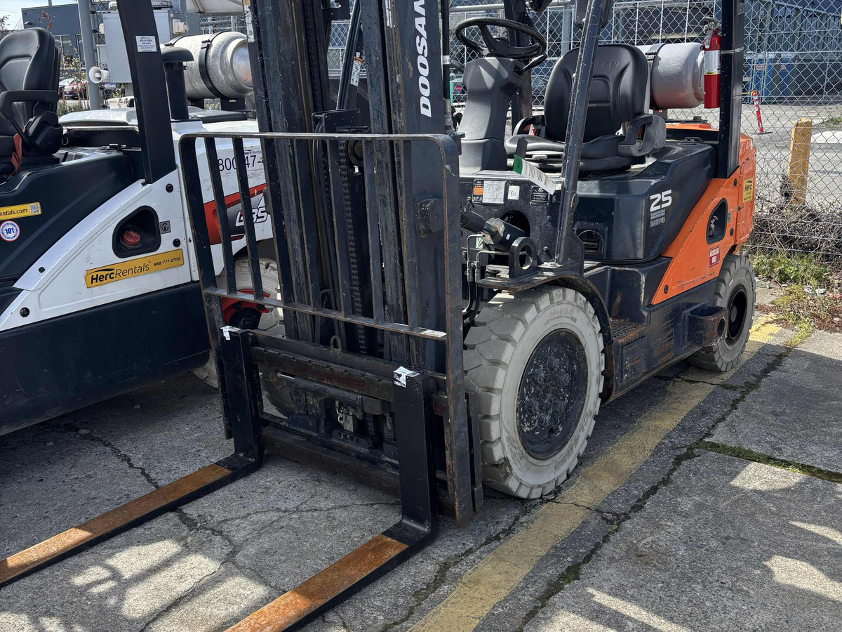 2018 Doosan G25P-5-3
