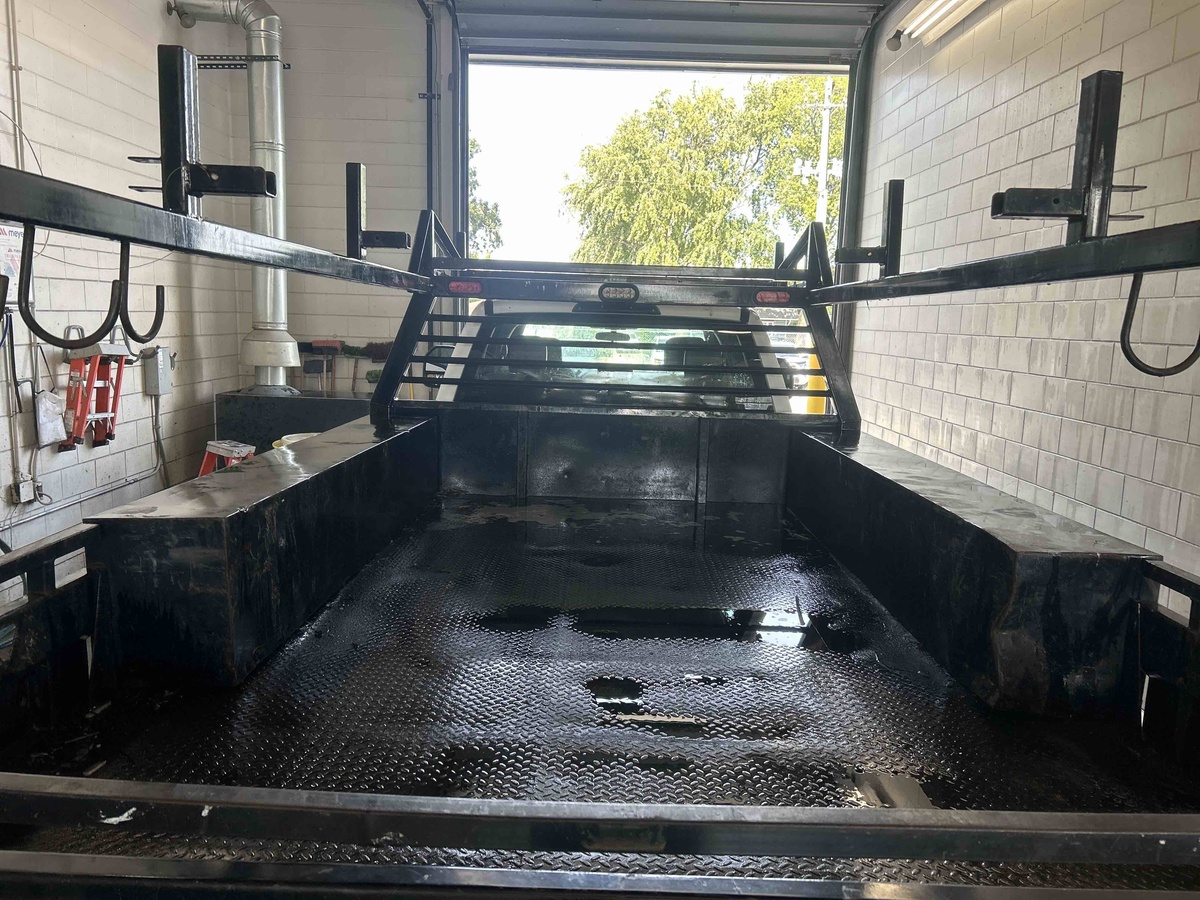2021 Ford F550-5