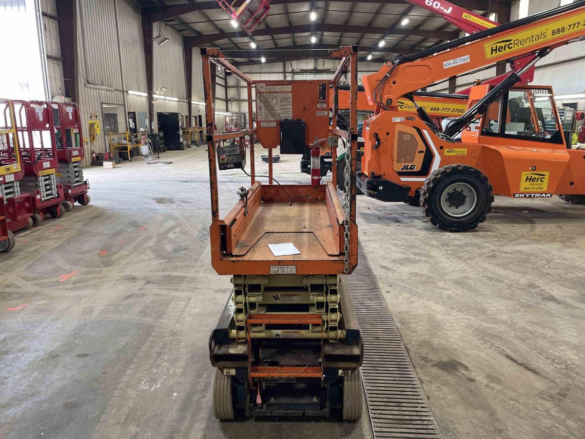 2018 JLG 1932R
