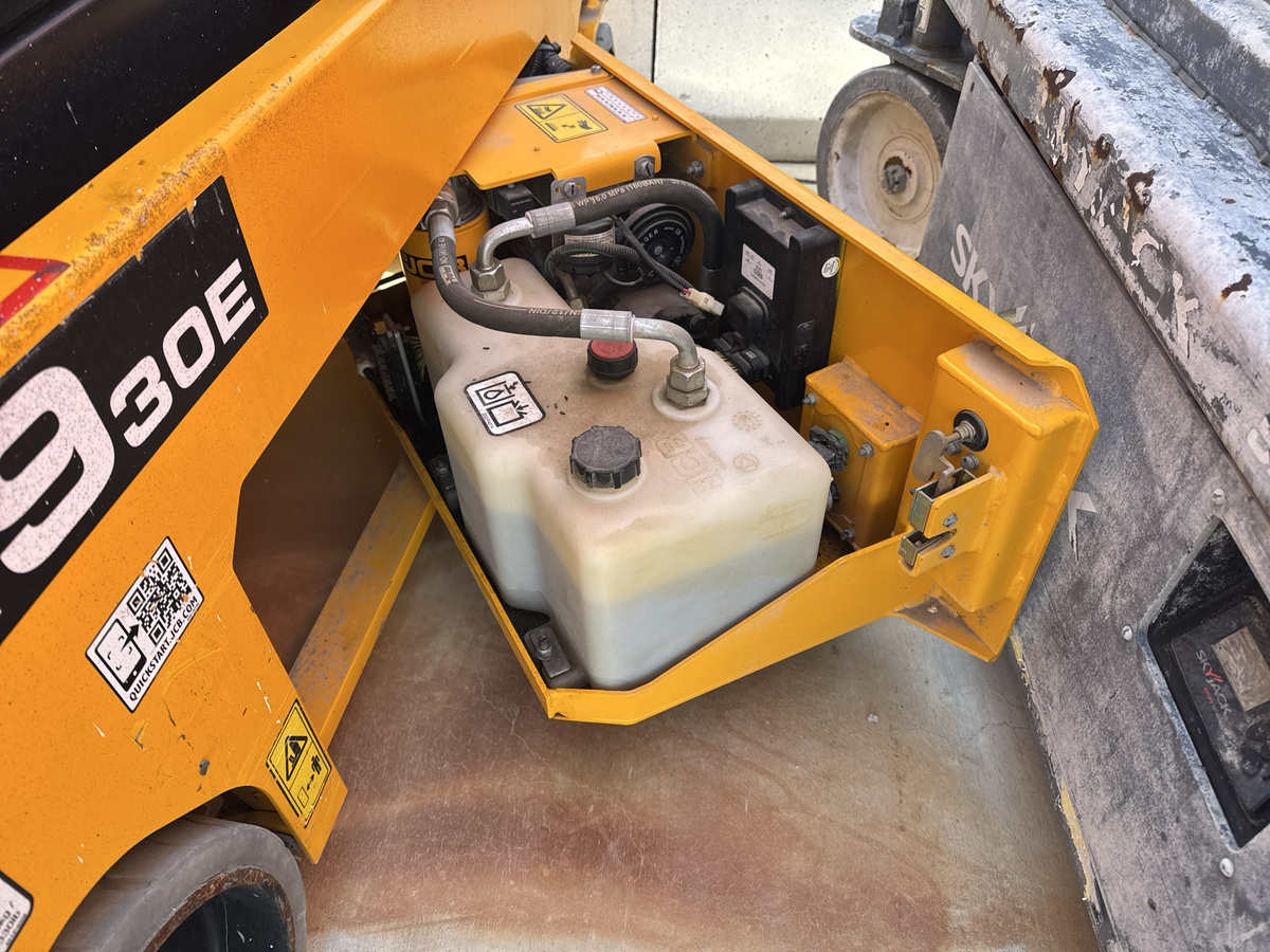 2023 JCB S1930E-9