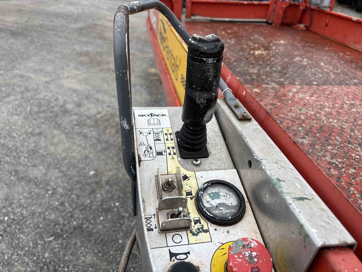 2020 Skyjack SJ4740-9