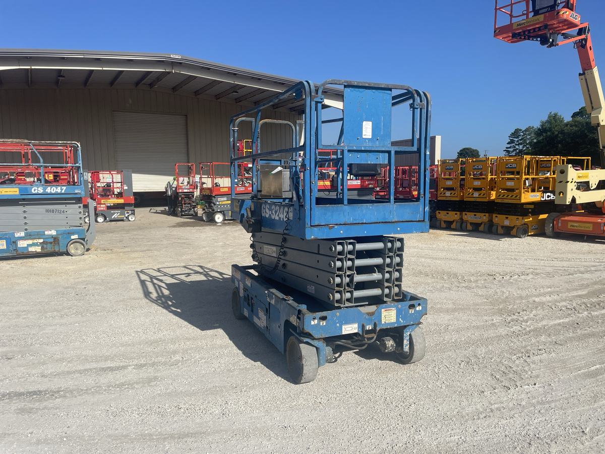 2018 Genie GS-3246-5