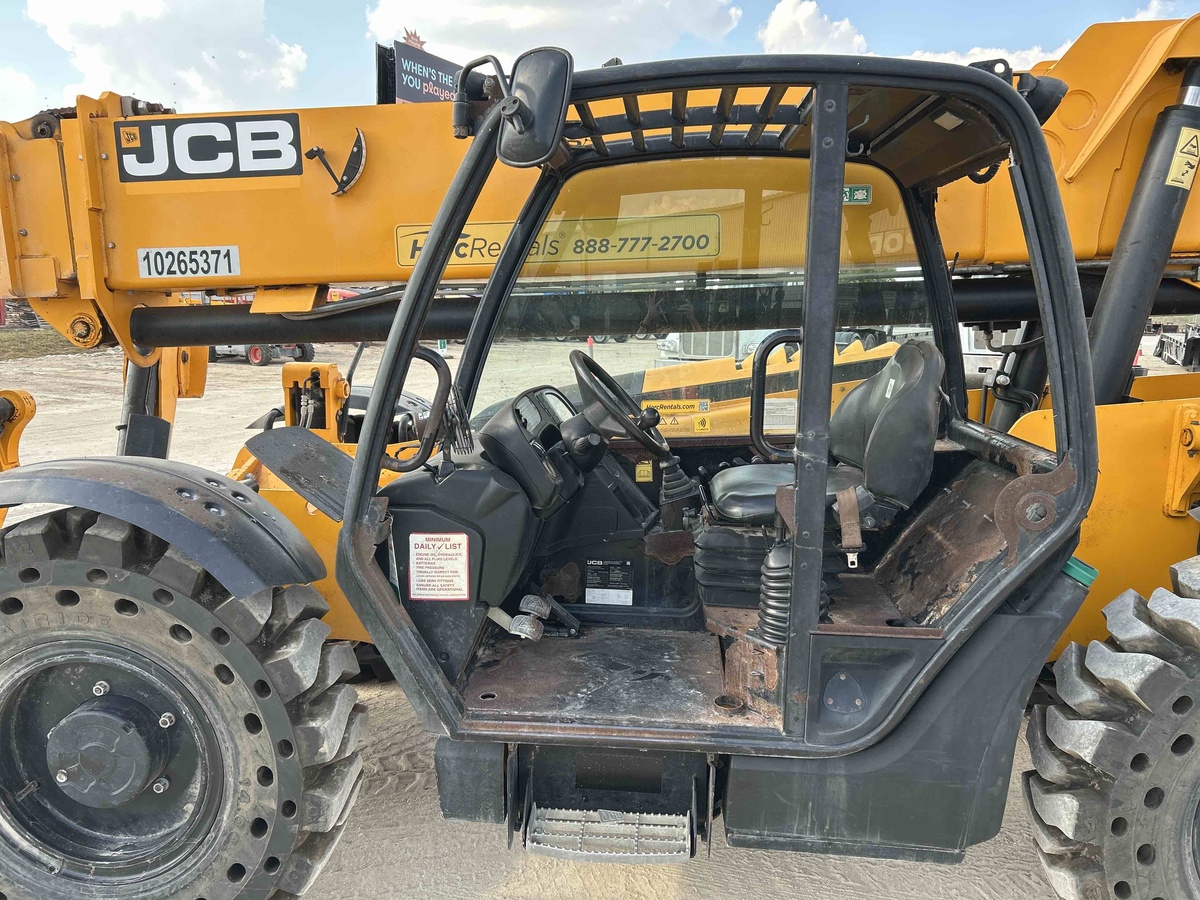 2018 JCB 510-56-7