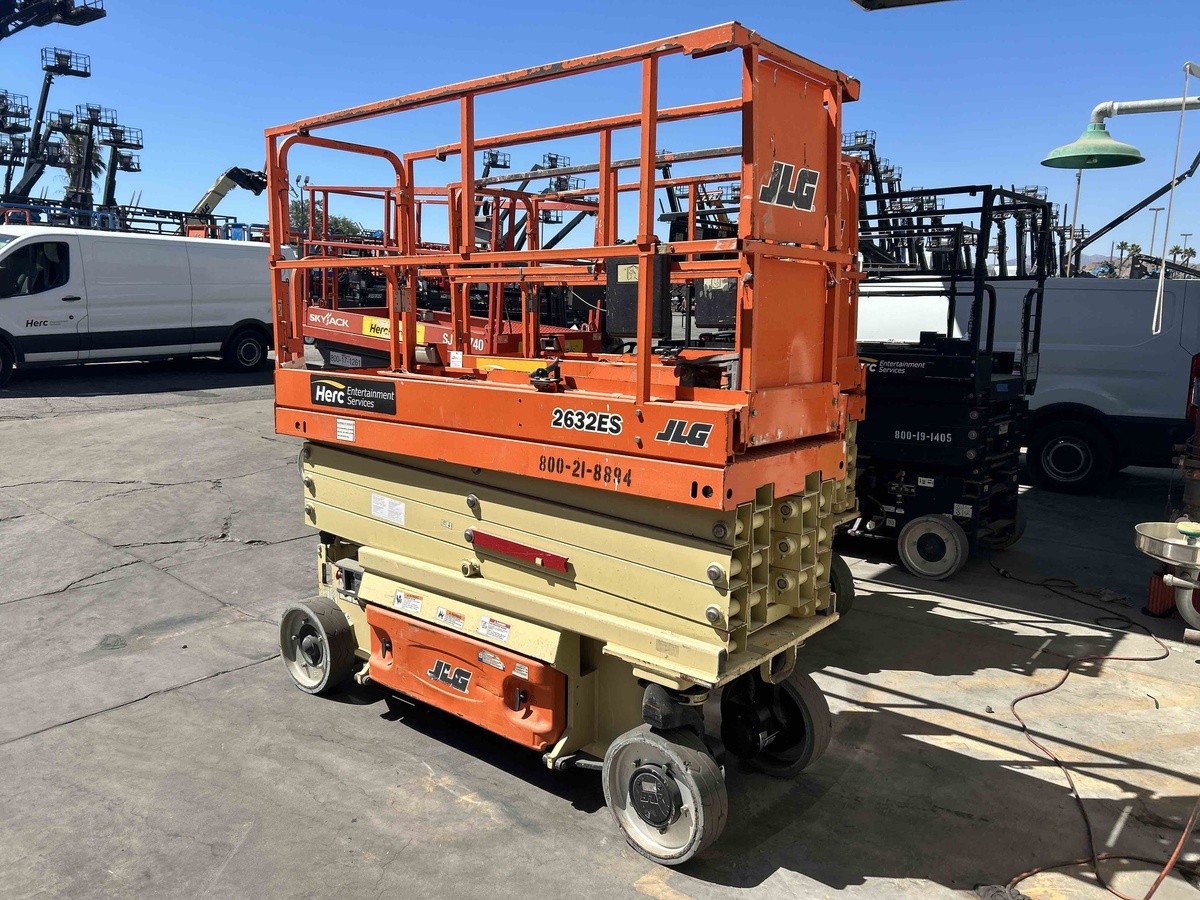 2018 JLG 2632ES-3