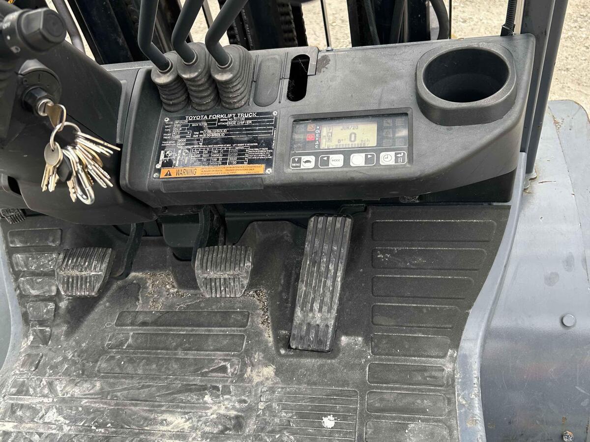 2021 Toyota 8FGU25-6