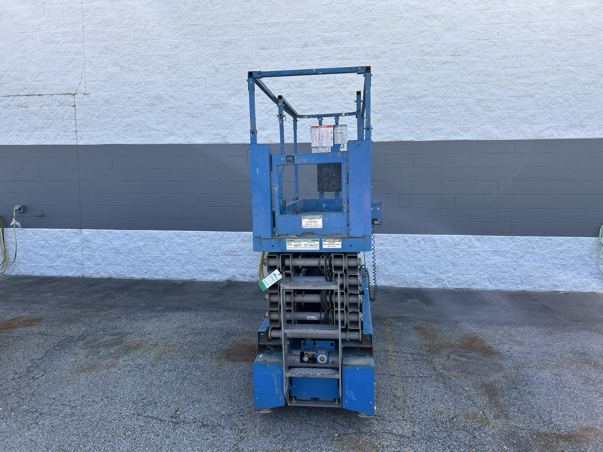 2018 Genie GS-3232-3
