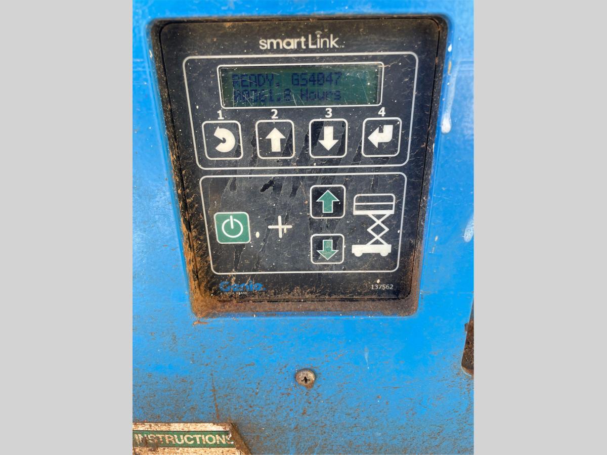 2017 Genie GS-4047