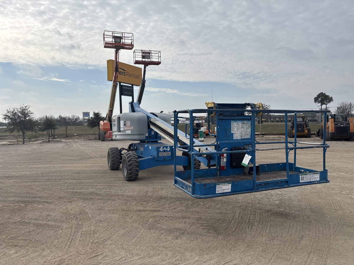 2018 Genie S-40