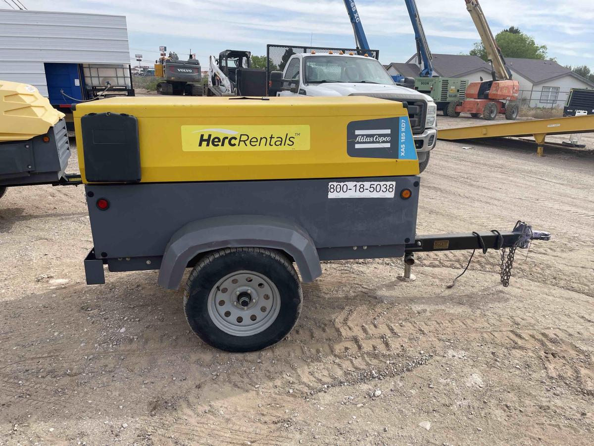 2017 Atlas Copco XAS 400