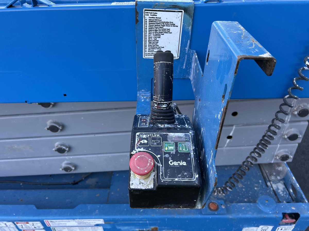 2018 Genie GS-3246-4