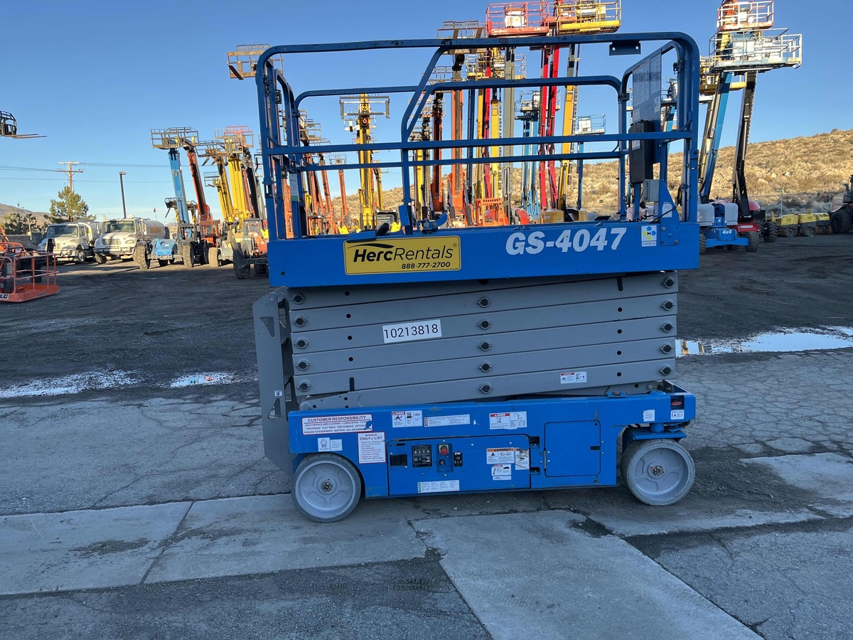 2017 Genie GS-4047-3