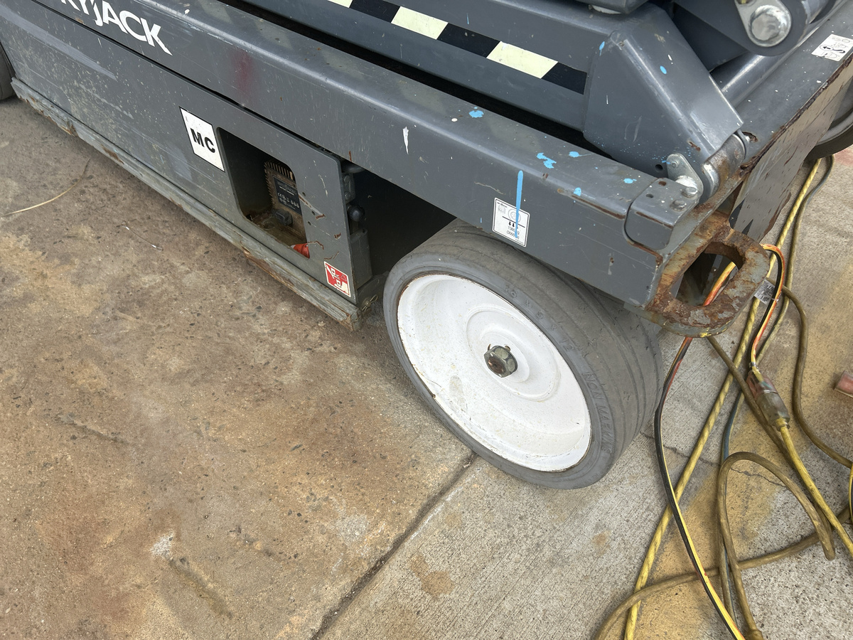 2017 Skyjack SJ4740-7