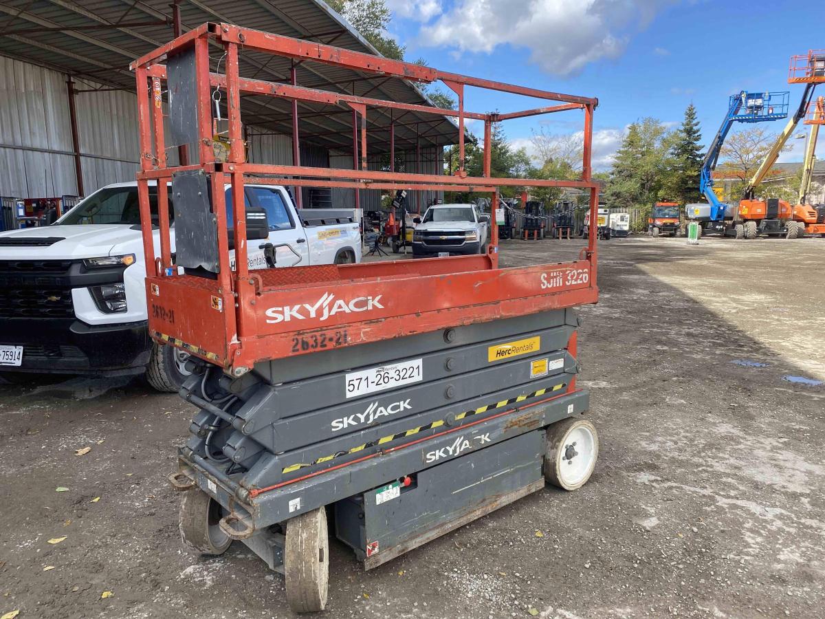 2014 Skyjack SJ3226