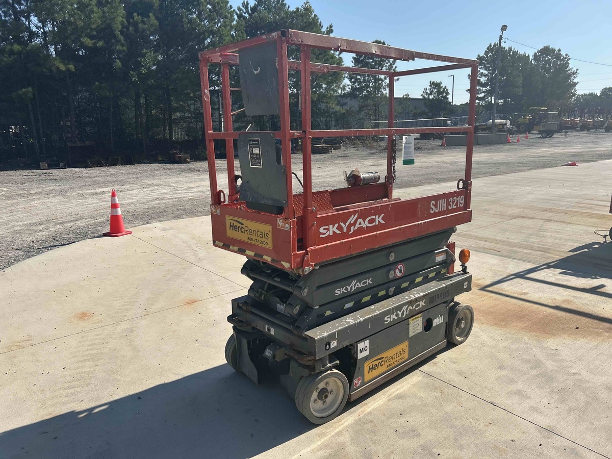 2016 Skyjack SJ3219-10