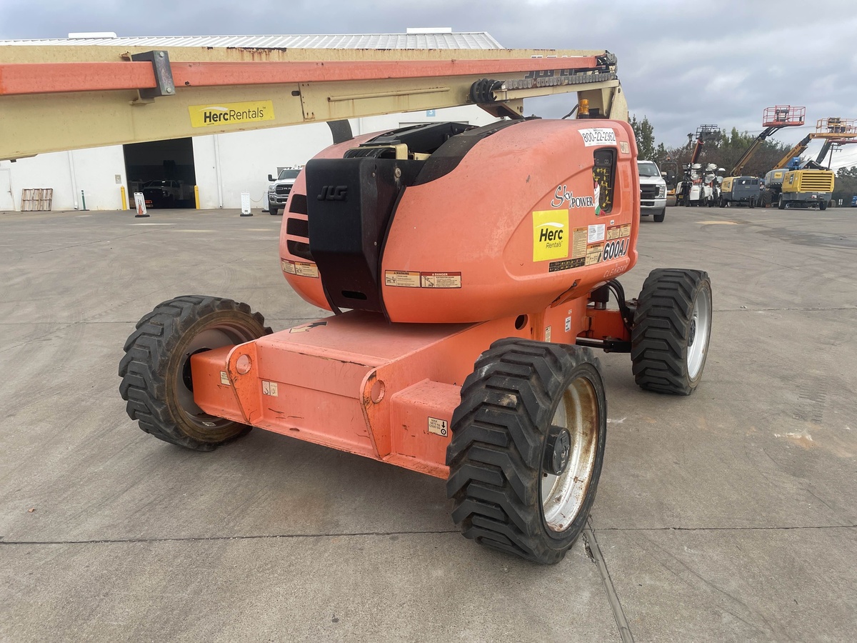 2018 JLG 600AJ-14