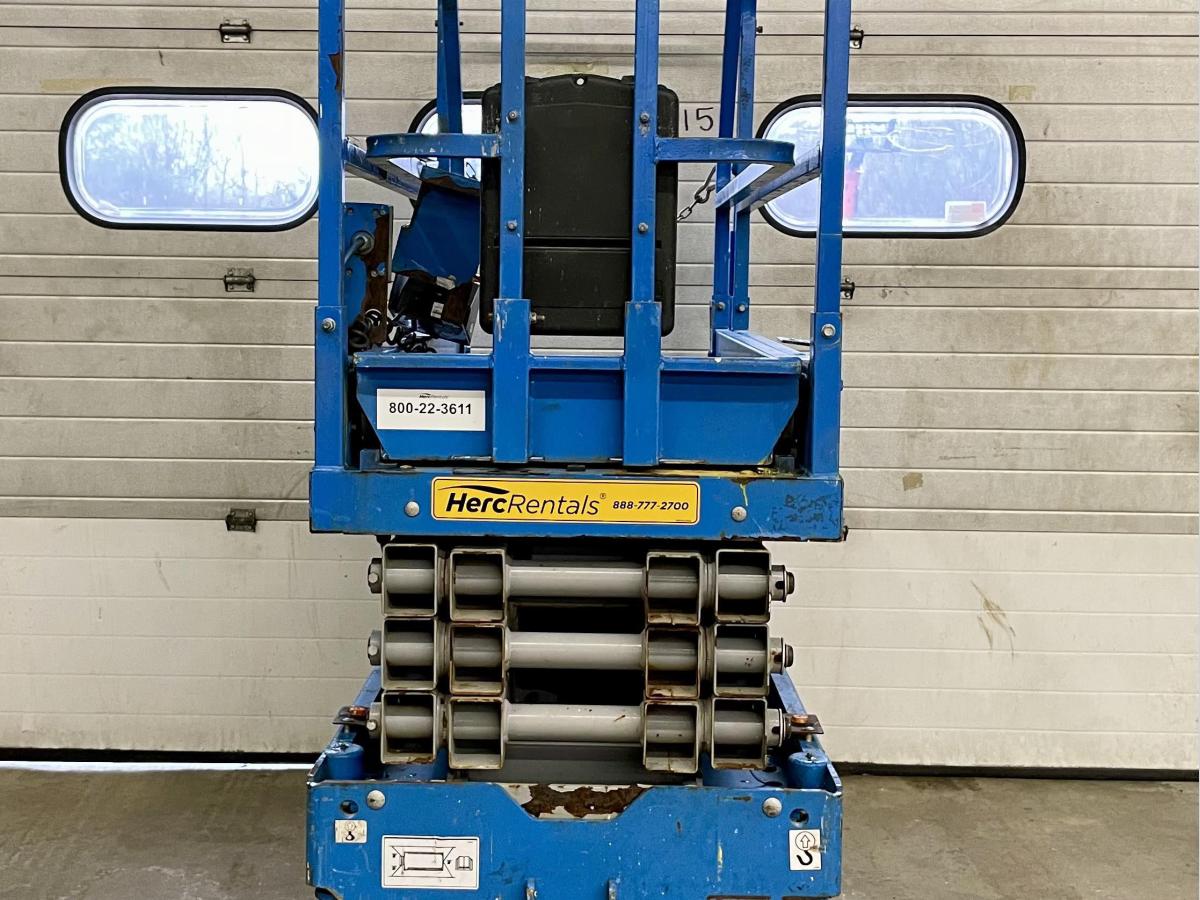 2018 Genie GS-1930