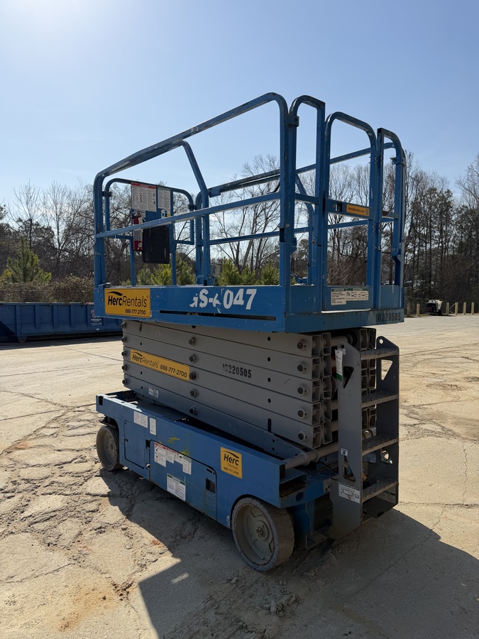 2017 Genie GS-4047-2