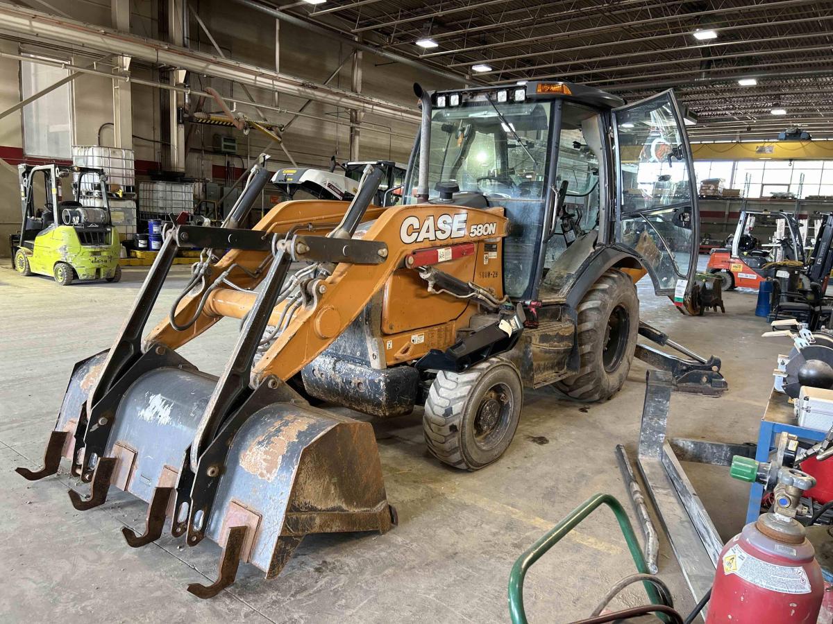 2018 Case 580N