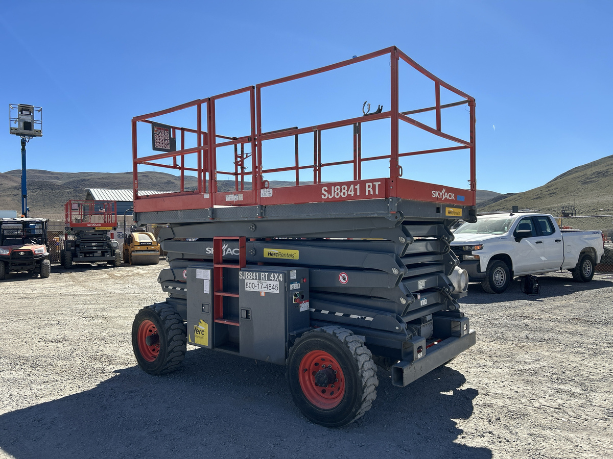 2017 Skyjack SJ8841 RT-4