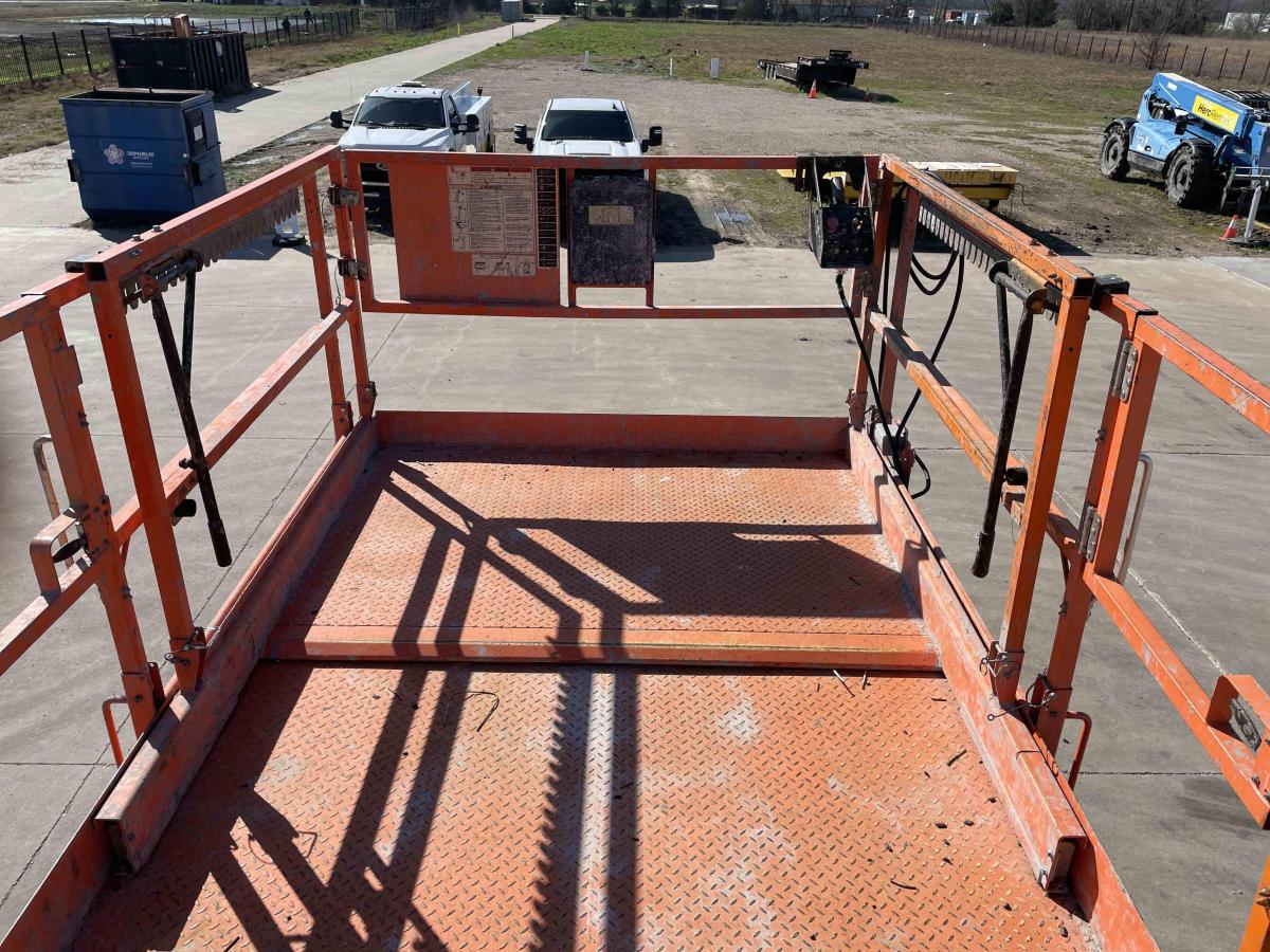 2018 JLG 530LRT