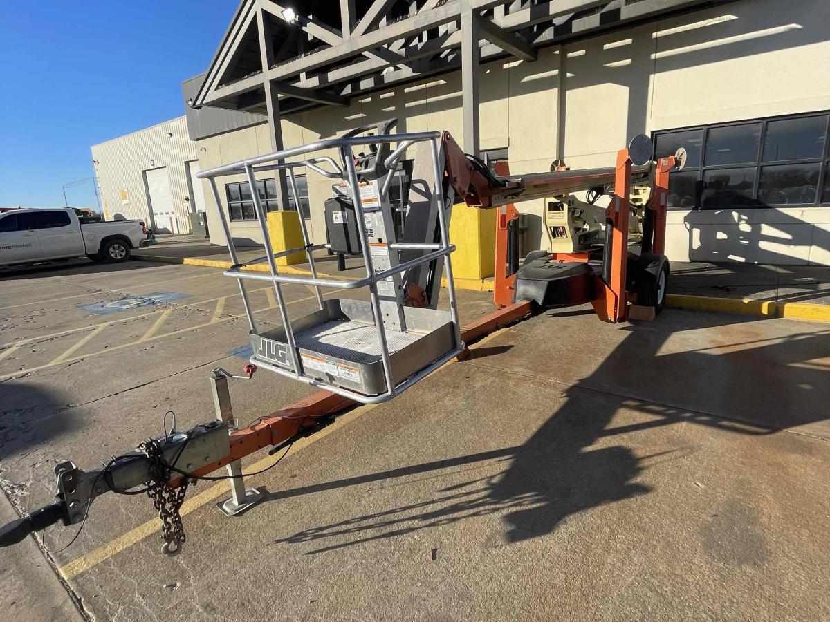 2018 JLG T500J