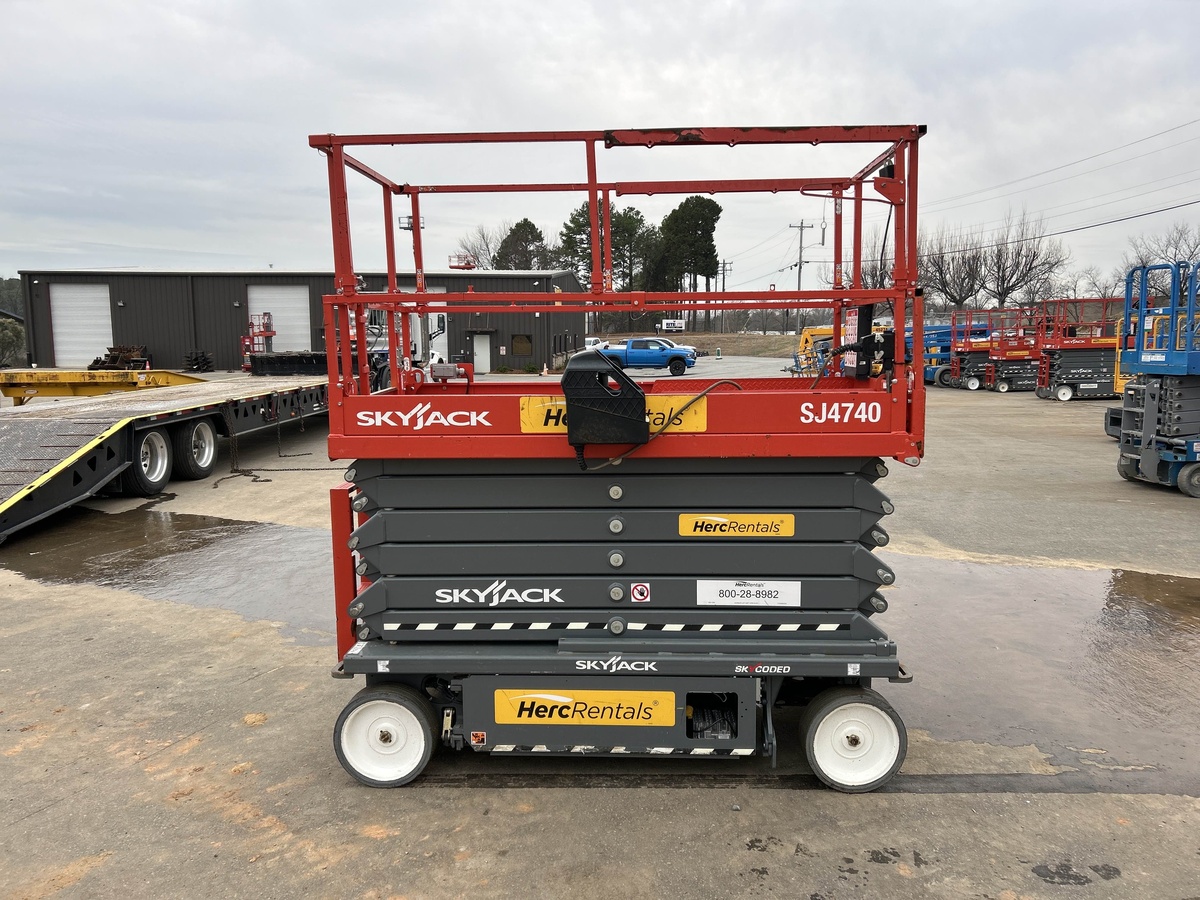 2020 Skyjack SJ4740-1