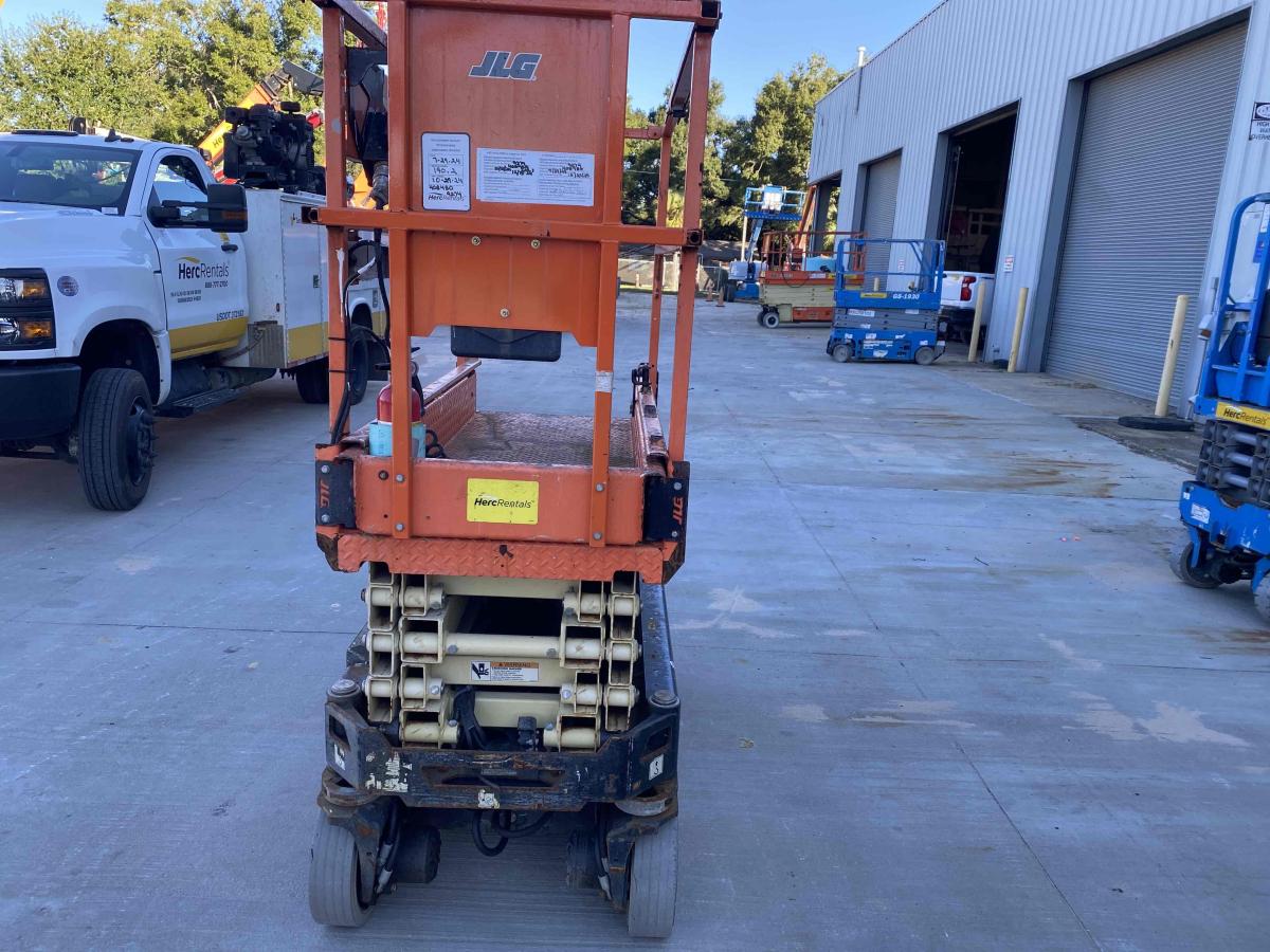 2018 JLG 1932R