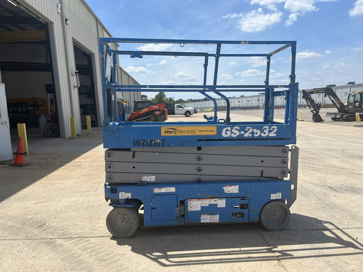 2017 Genie GS-2632-3