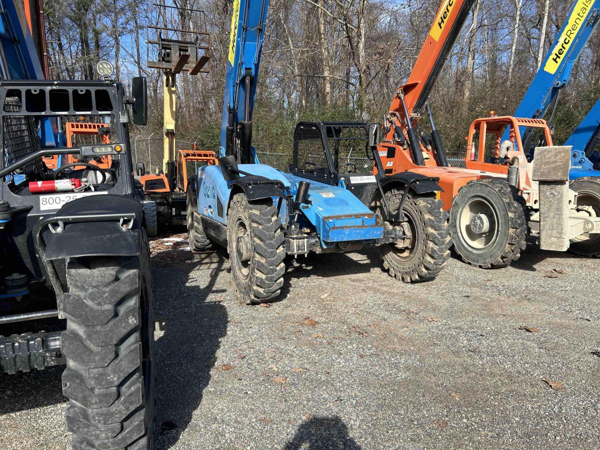2018 Genie GTH 844