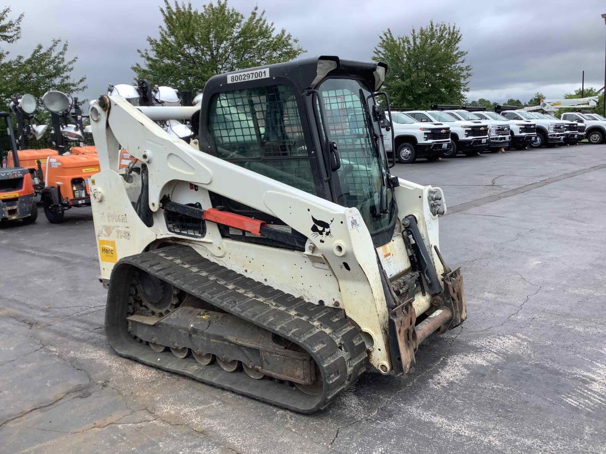2021 Bobcat T740