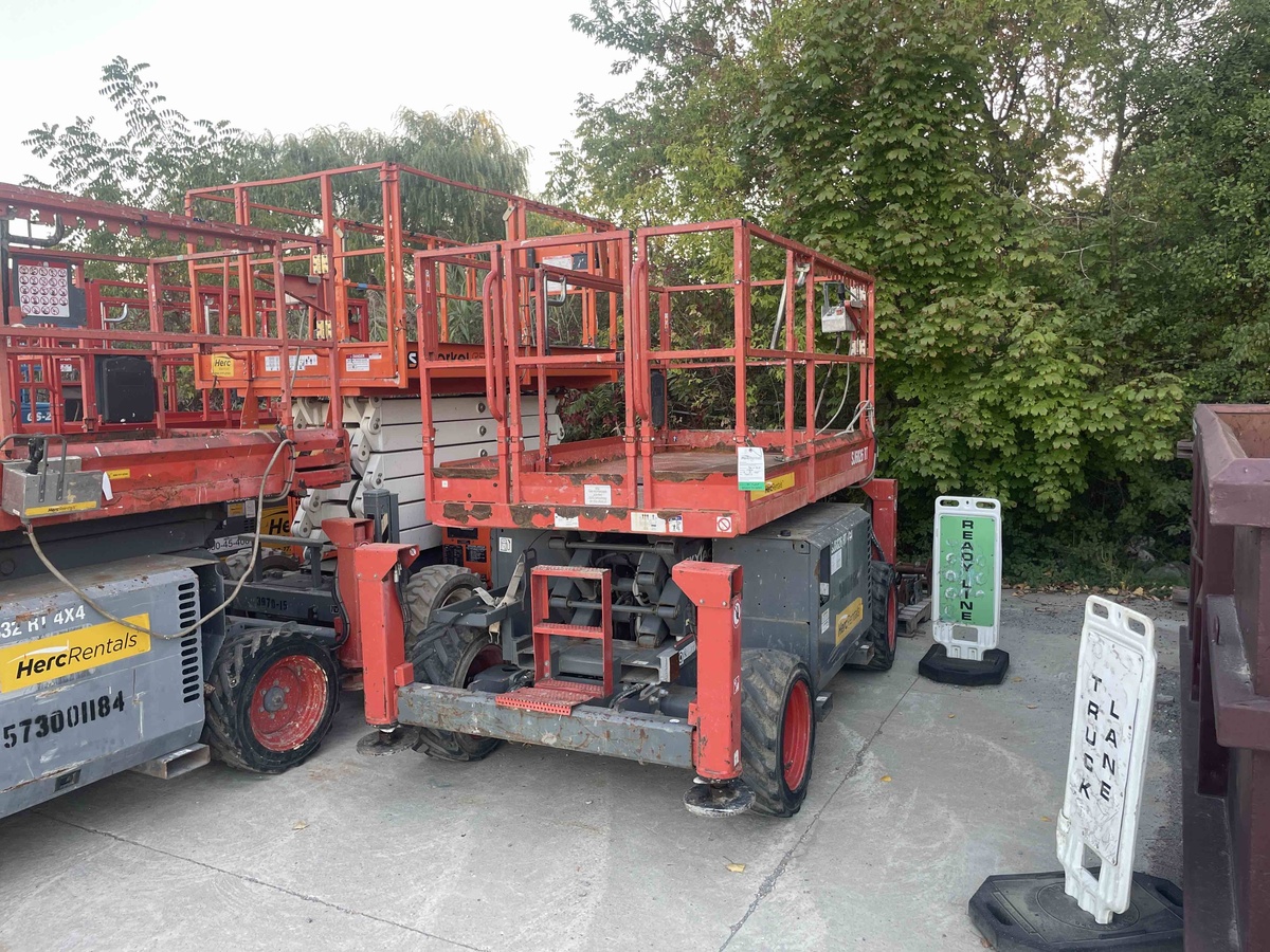 2016 Skyjack SJ-6826RT-2