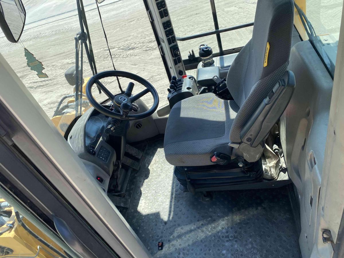 2018 Volvo L90H-9