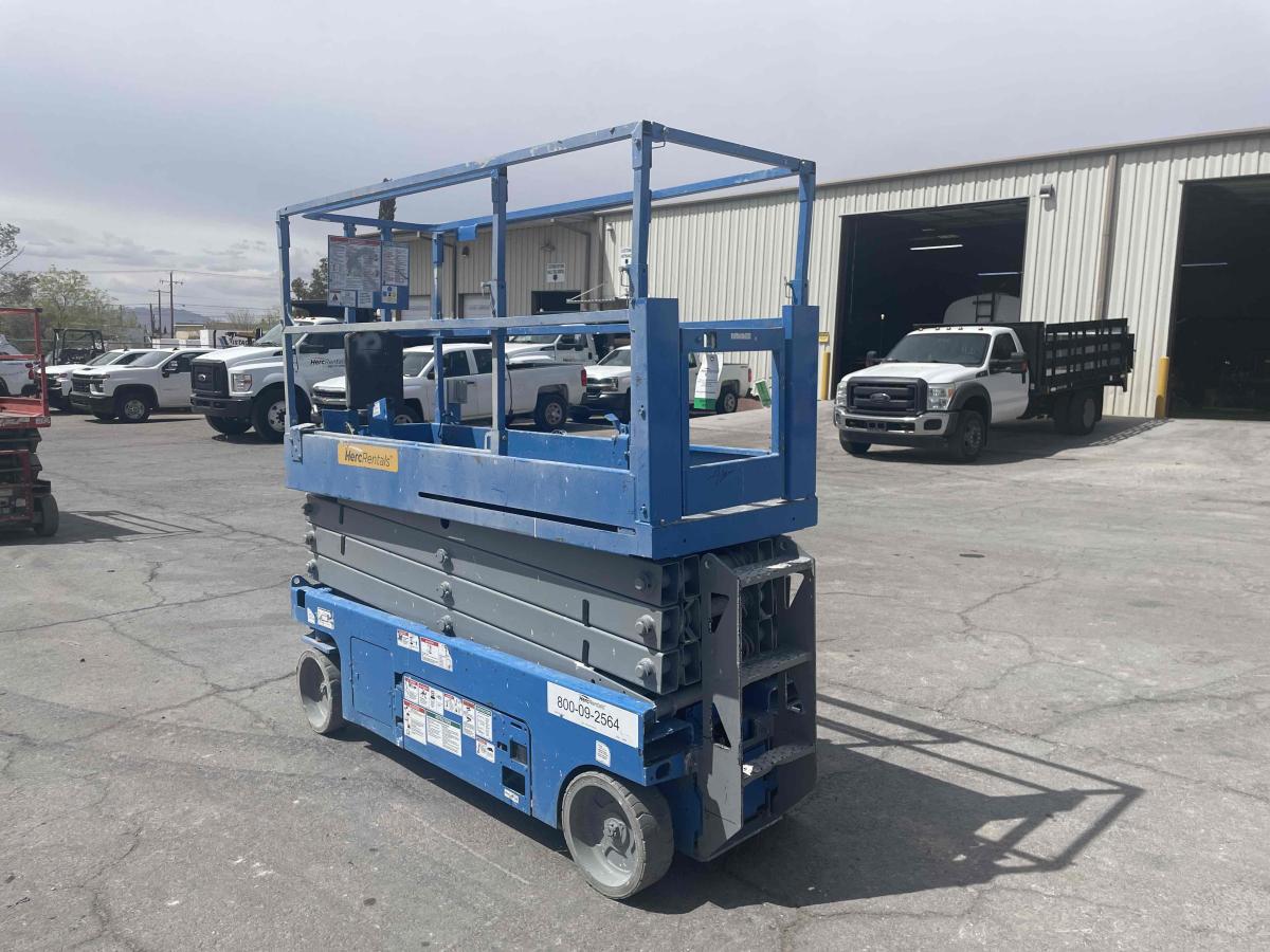 2016 Genie GS-2632
