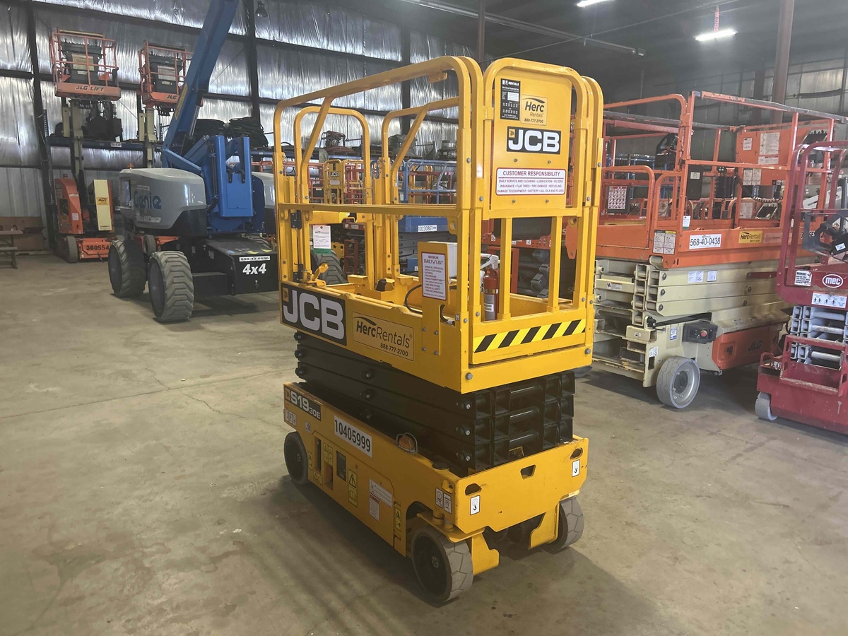 2022 JCB S1930E-2