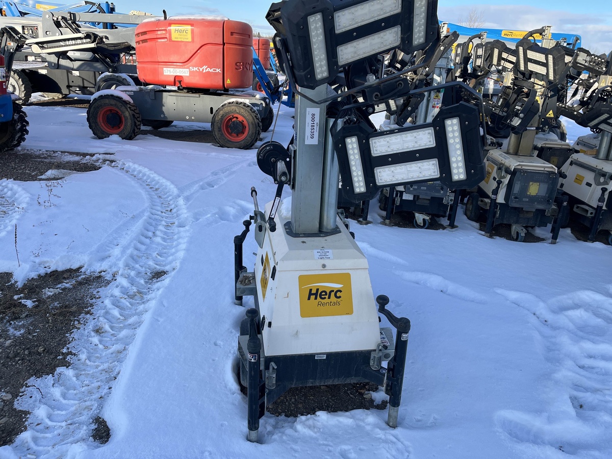 2017 Magnum PLT240-4