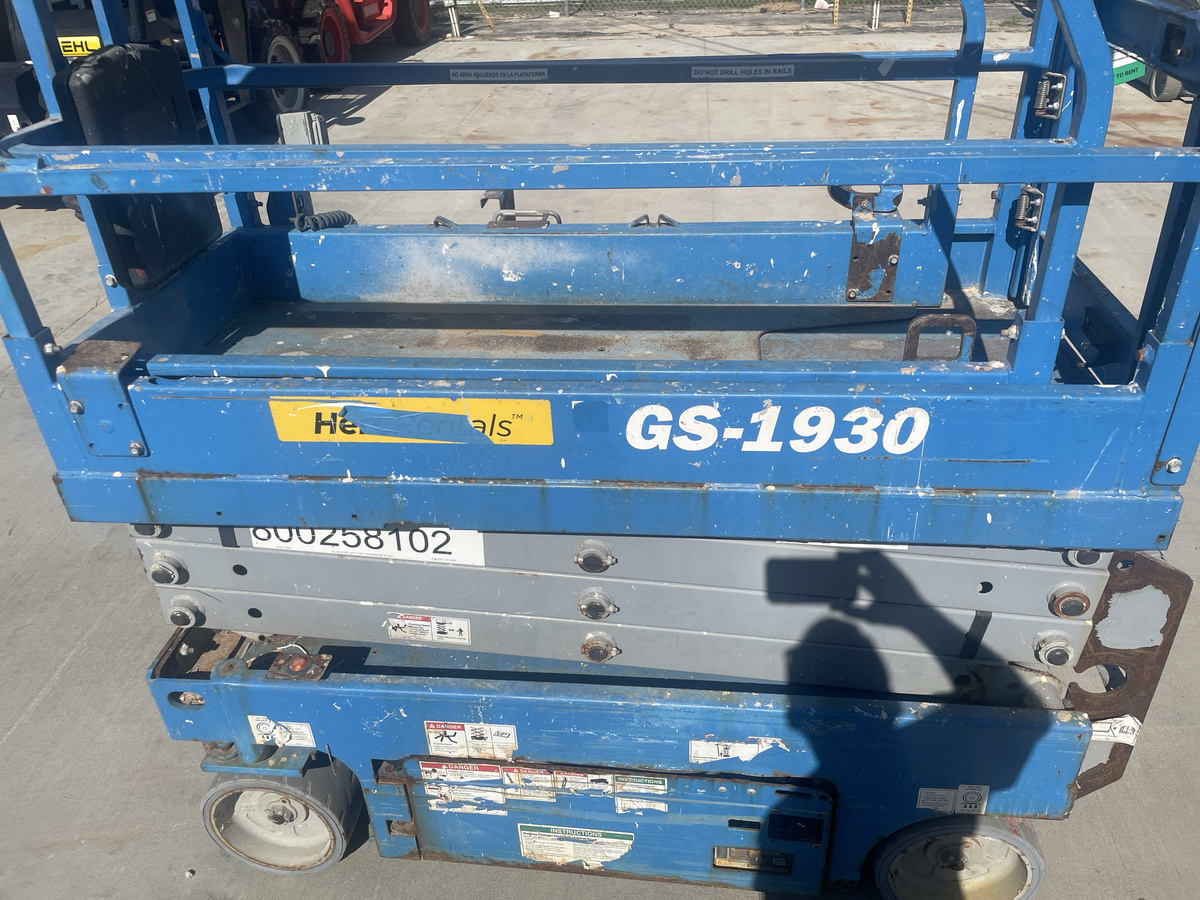 2019 Genie GS-1930-12