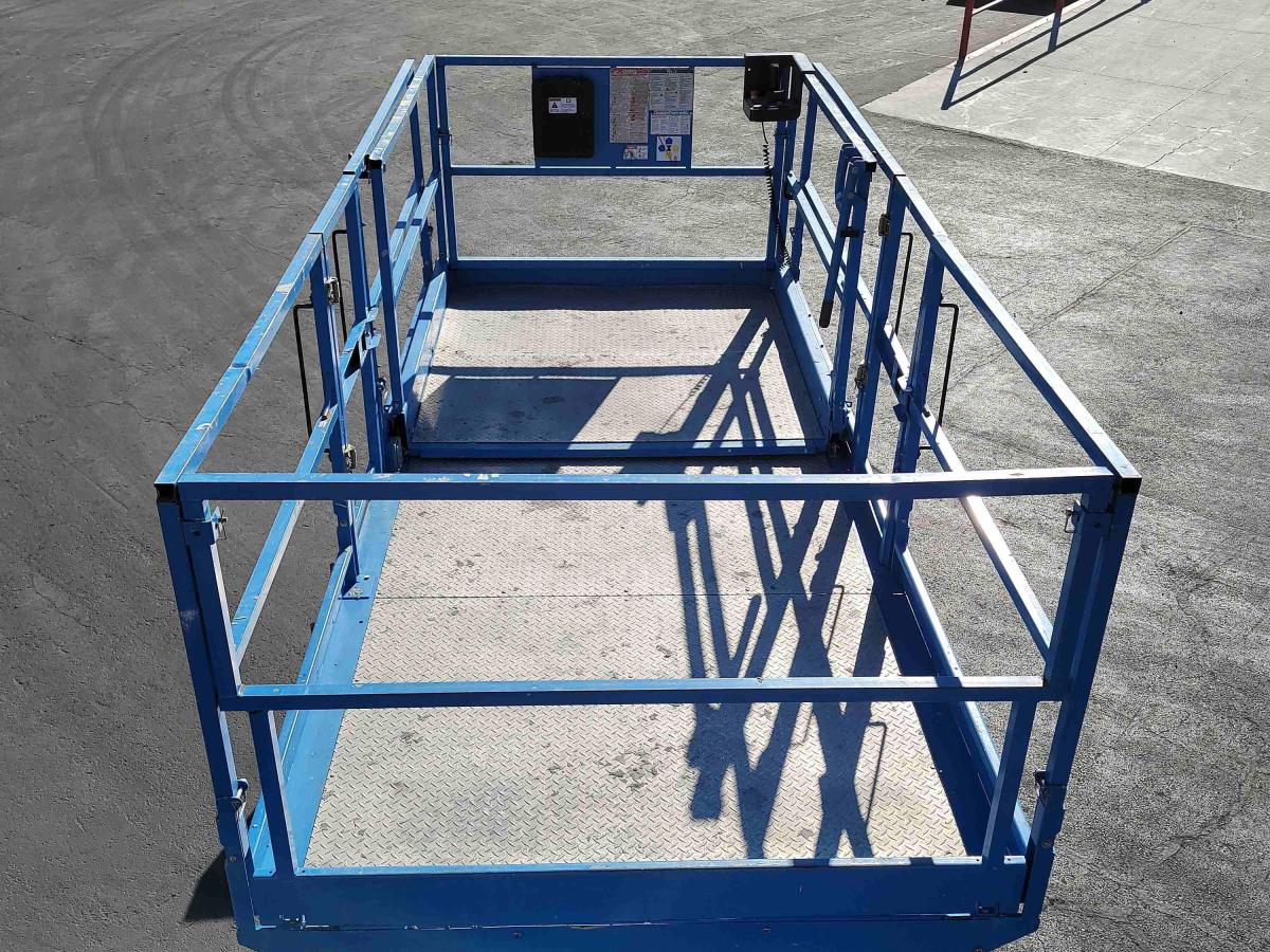 2013 Genie GS-5390 RT