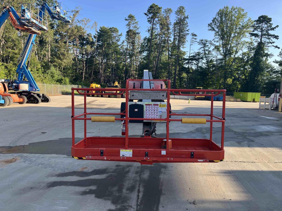 2016 Skyjack SJ82 T-9