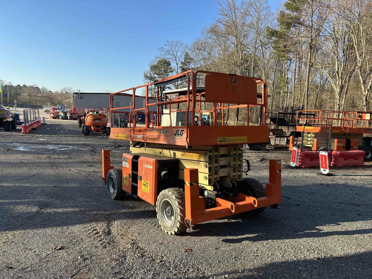 2018 JLG 430LRT