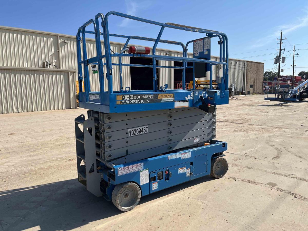 2017 Genie GS-4047-3
