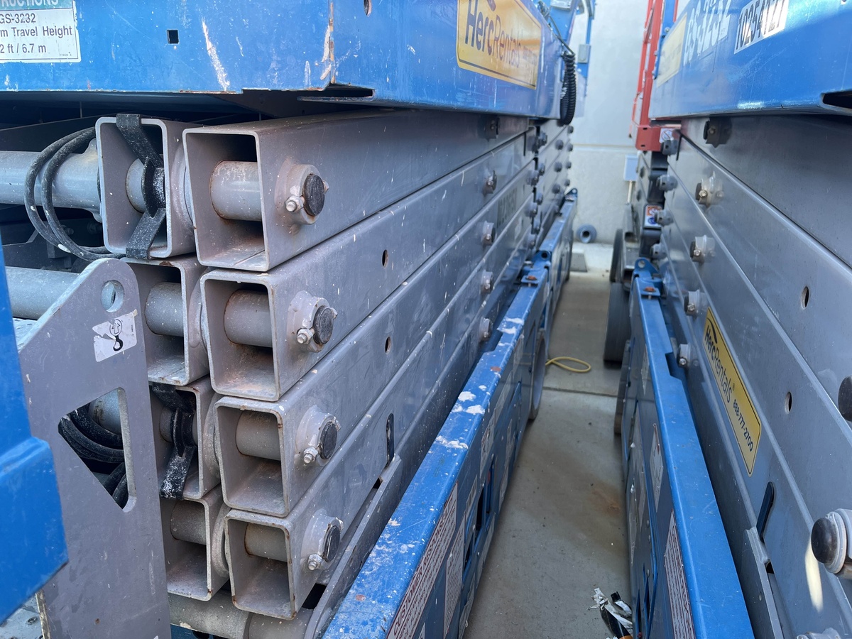2018 Genie GS-3232-3