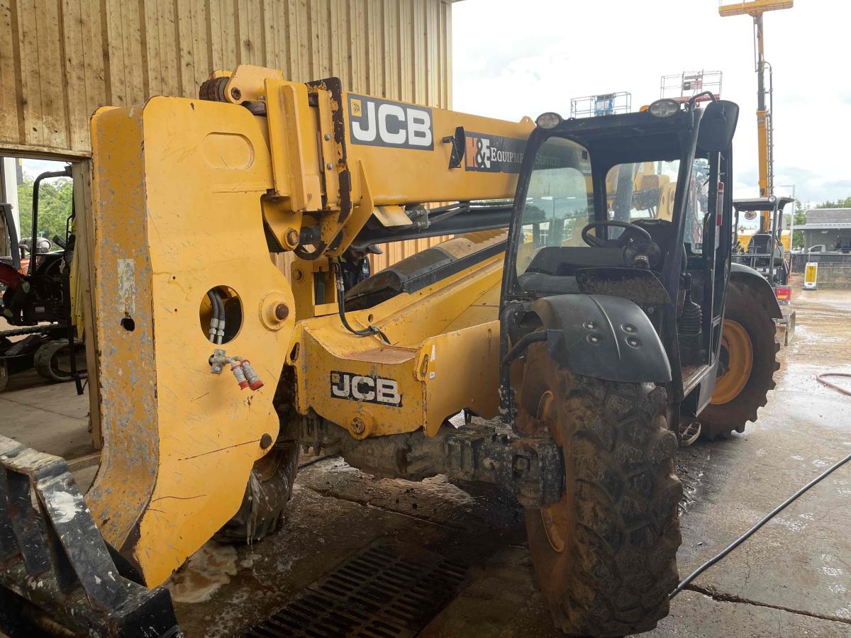 2018 JCB 507-42-1