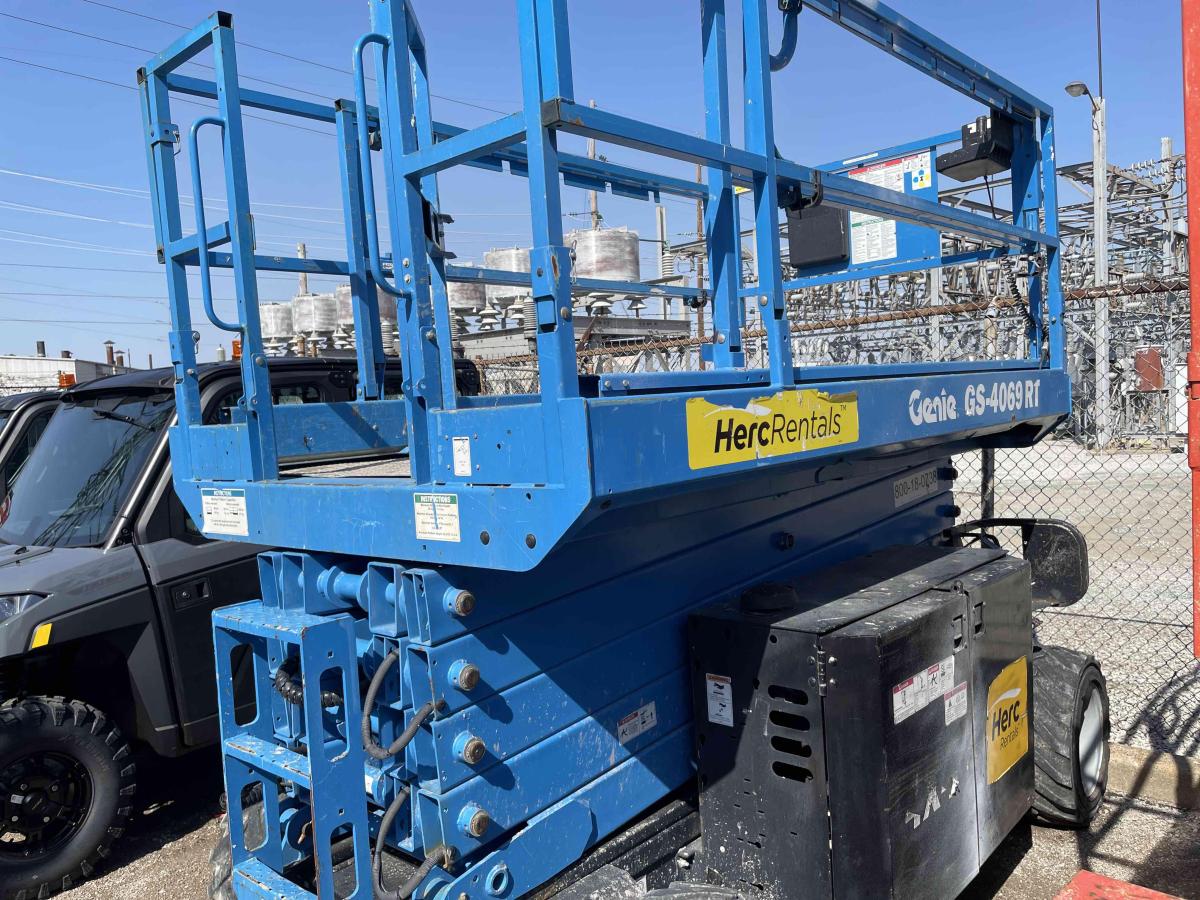 2017 Genie GS-4069 RT