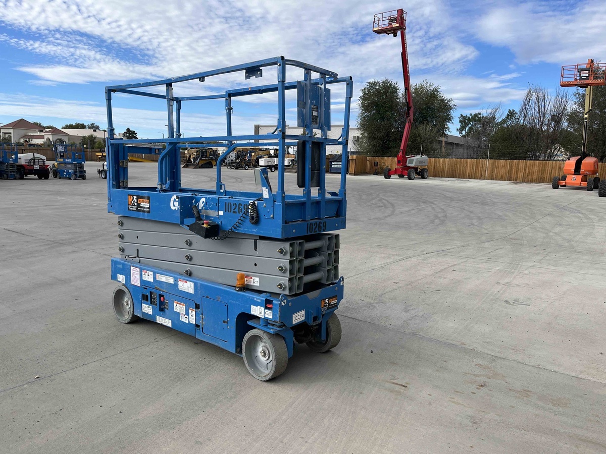 2017 Genie GS-2632