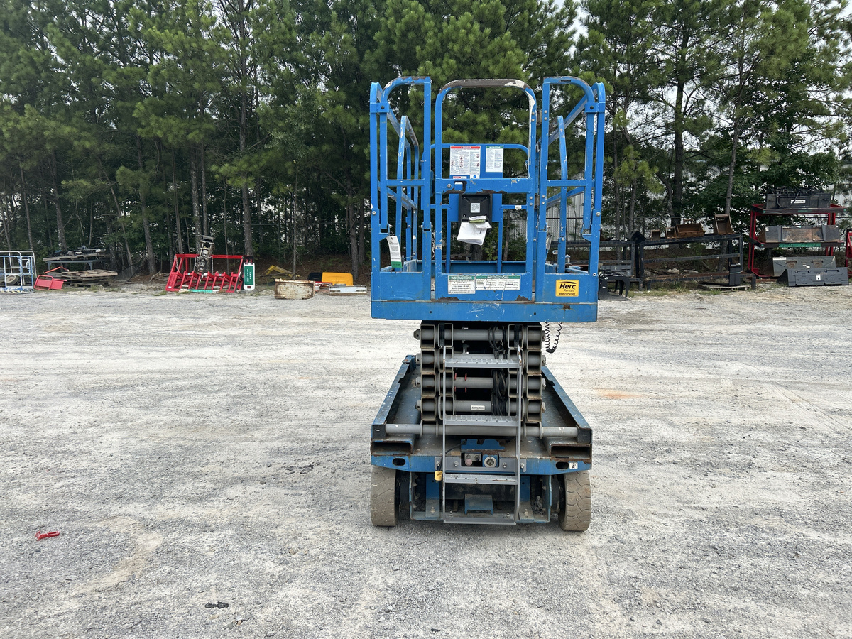 2018 Genie GS-3246-4