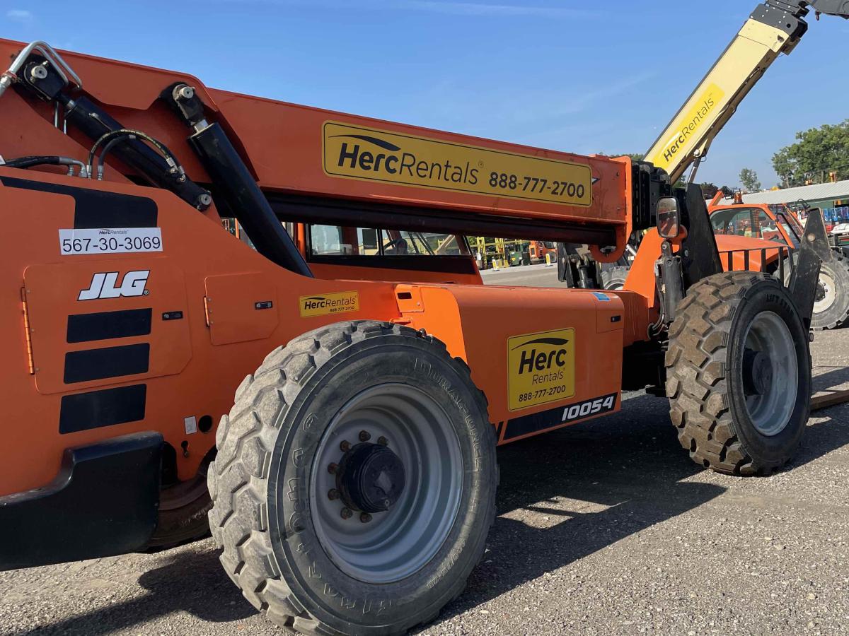 2019 SkyTrak 10054