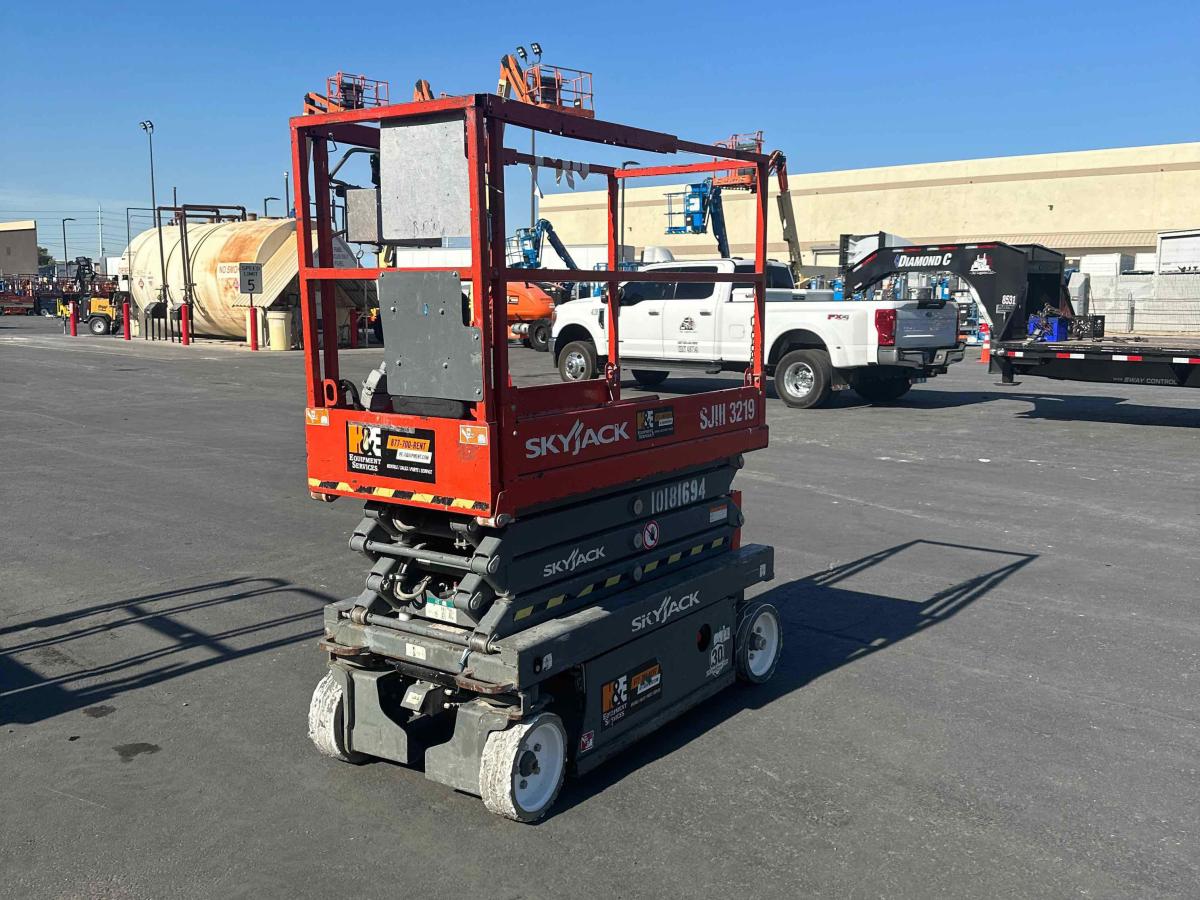 2015 Skyjack SJ3219